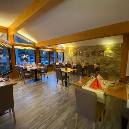 Hotel Dents De Veisivi Hauderes Екстер'єр фото