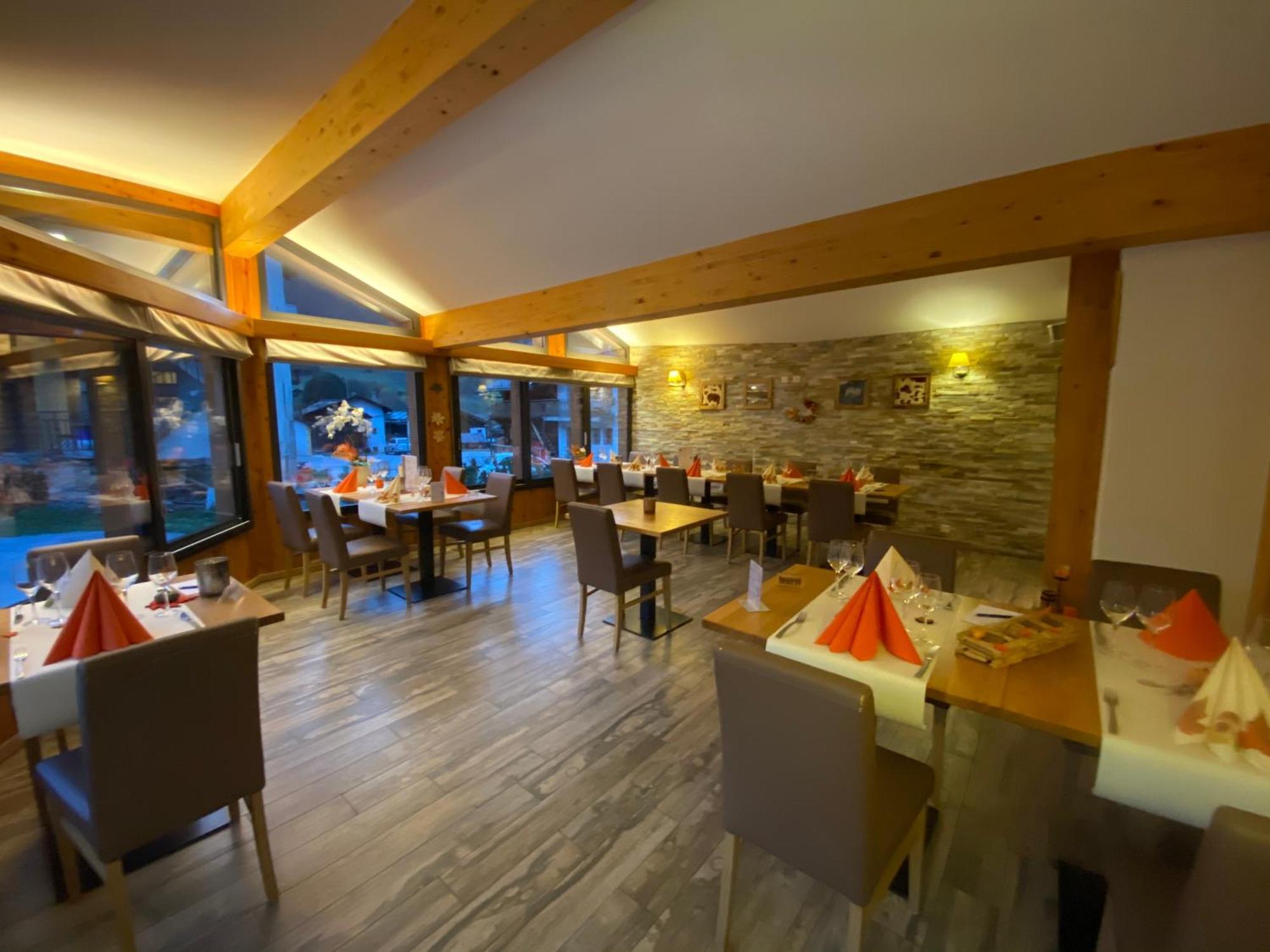 Hotel Dents De Veisivi Hauderes Екстер'єр фото
